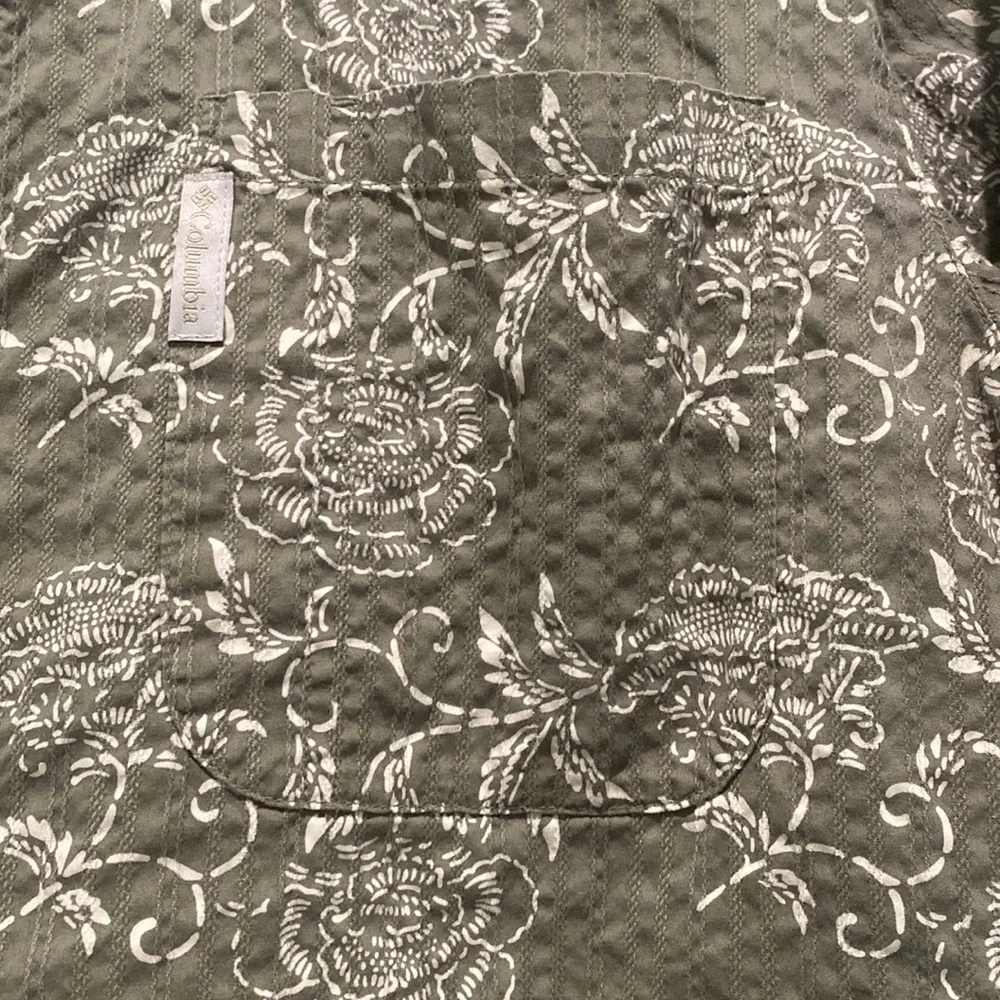 Columbia Sportswear Men’s Shirt/ Large - Picture 2 of 4